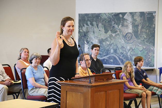 Chelley Patterson sworn in to Snoqualmie City Council