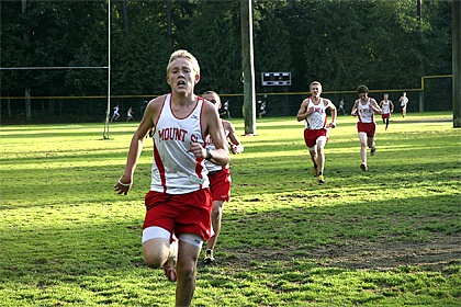 Christian Dewey leads a stream of Mount Si runners