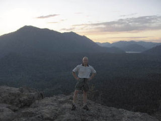 There’s no better way to start the morning for Ralph Teller of Fall City than a hike up Rattlesnake Ledge. Teller hikes weekly up the ledge