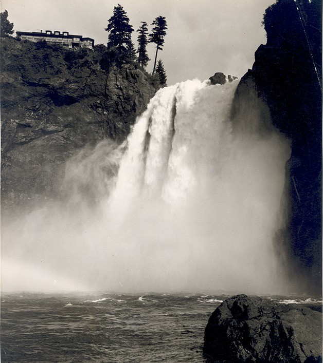 An historic image of the Falls