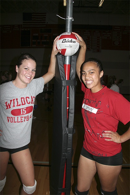 Seniors Shelagh Macaulay and Robyn Schirmer will lead the 2009 Mount Si varsity volleyball team. Off-season preparation has helped these two returners stay sharp this year.