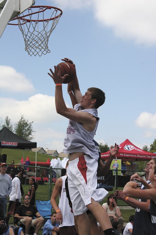 The Snoqualmie Ridge 3 on 3 Basketball tournament returns this month