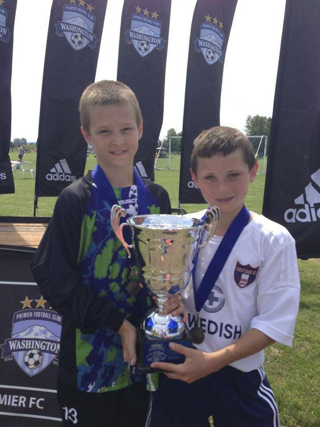 Fall City Elementary boys take summer first big soccer tournament