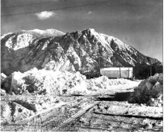 Berms of snow make for a changed landscape on Park Street in Snoqualmie during the winter of 1950 in this Harold Keller photo. The barn was located across the road from where Centennial Fields is now located. This picture and other historic Valley images may be purchased at www.snoqualmievalleymuseum.org by clicking on the “order photos online” link.