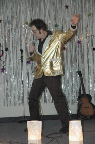 Elvis Presley comes back to life at the first-ever Snoqualmie Valley Relay for Life Crab Feed and fundraiser