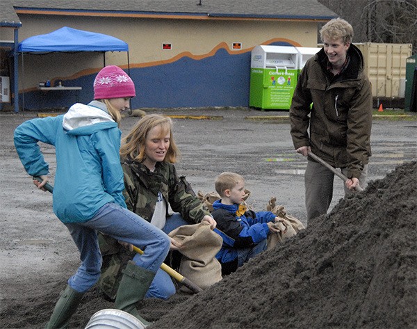 Residents filled sandbags in downtown Snoqualmie