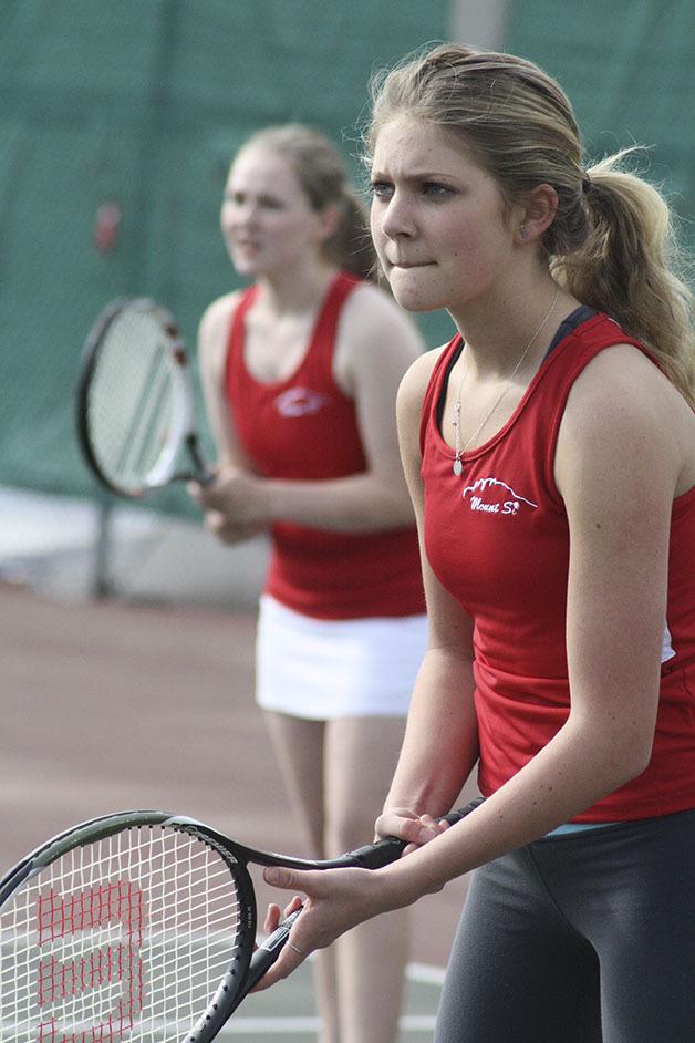 Mount Si tennis squad nailing its stroke with mid-season wins | Photo Gallery
