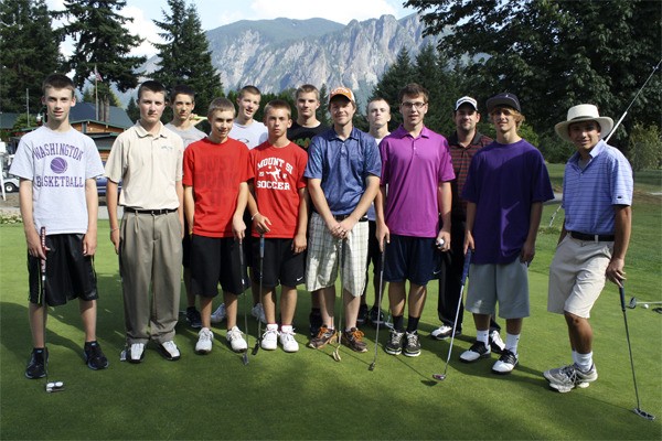 Mount Si golf team is