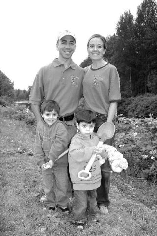Snoqualmie family David and Amanda Gerber