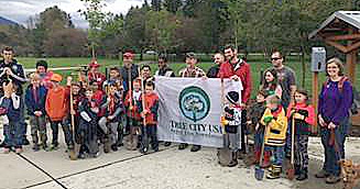 Courtesy PhotoScouts and other community members pitched in for North Bend’s celebration of Arbor Day 2016.