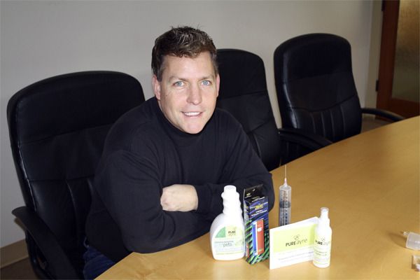 Snoqualmie entrepreneur James Mitchell is pitching his odor-vanishing spray