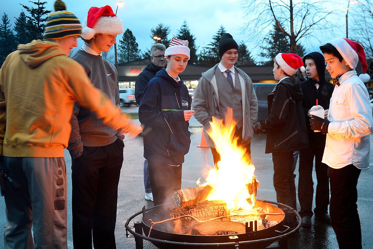 North Bend bids the holidays welcome in Saturday celebration