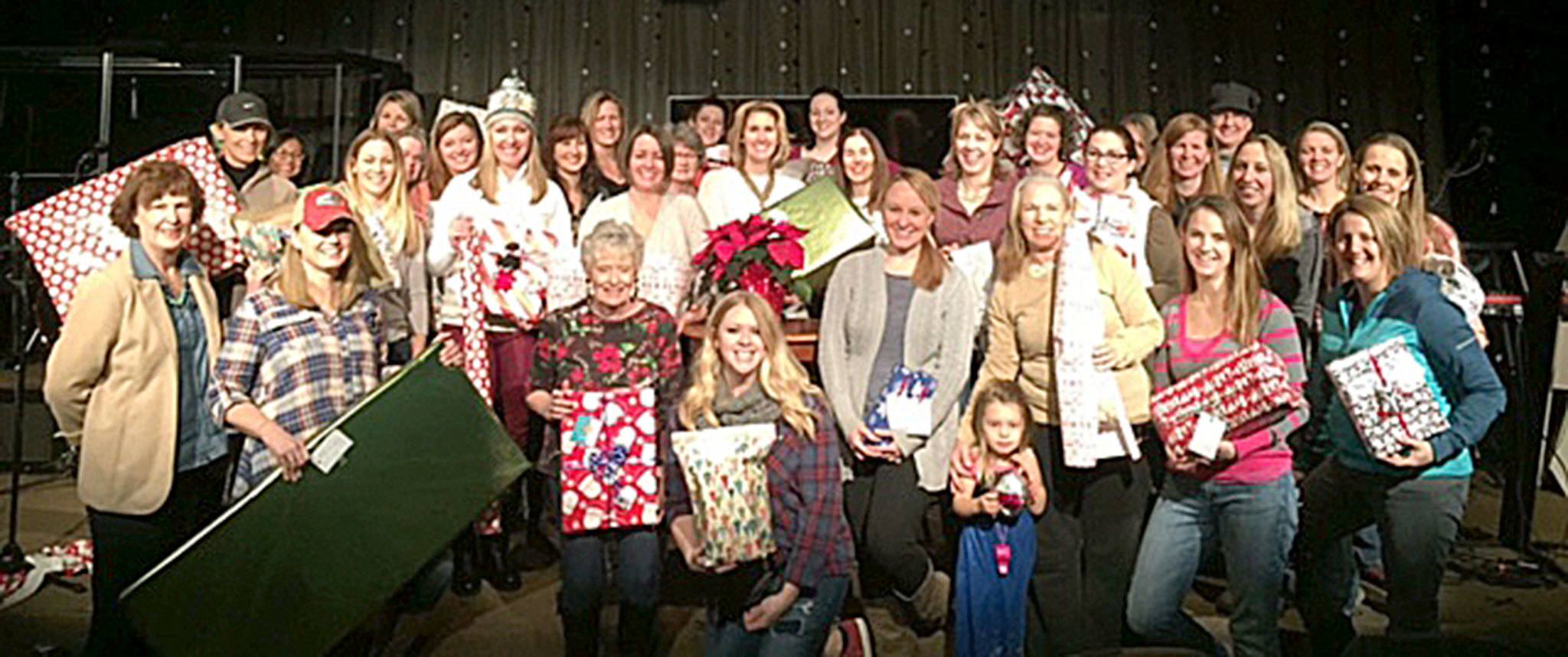 Women’s Bible Study group wraps 300 gifts for Mount Si Food Bank clients