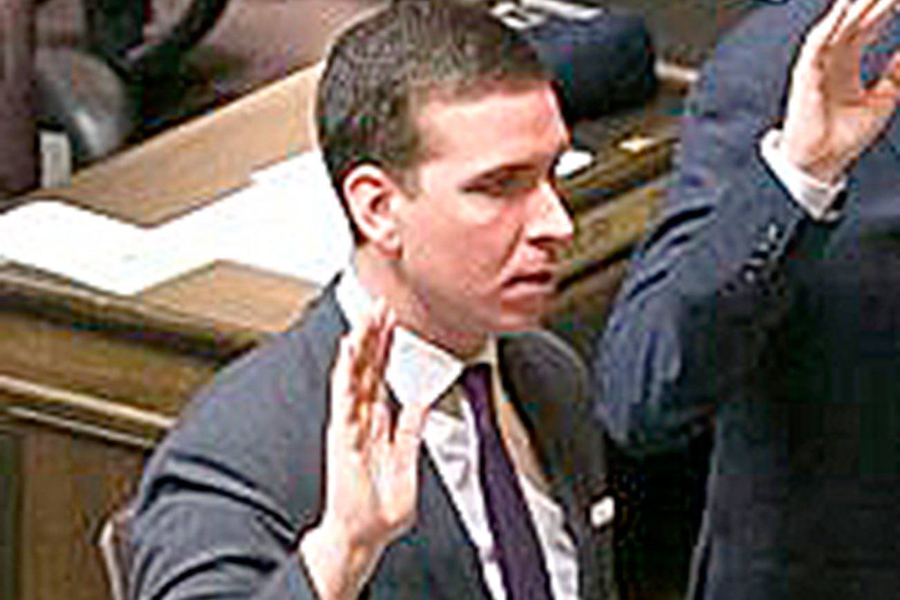 Paul Graves officially sworn into state House of Representatives Monday