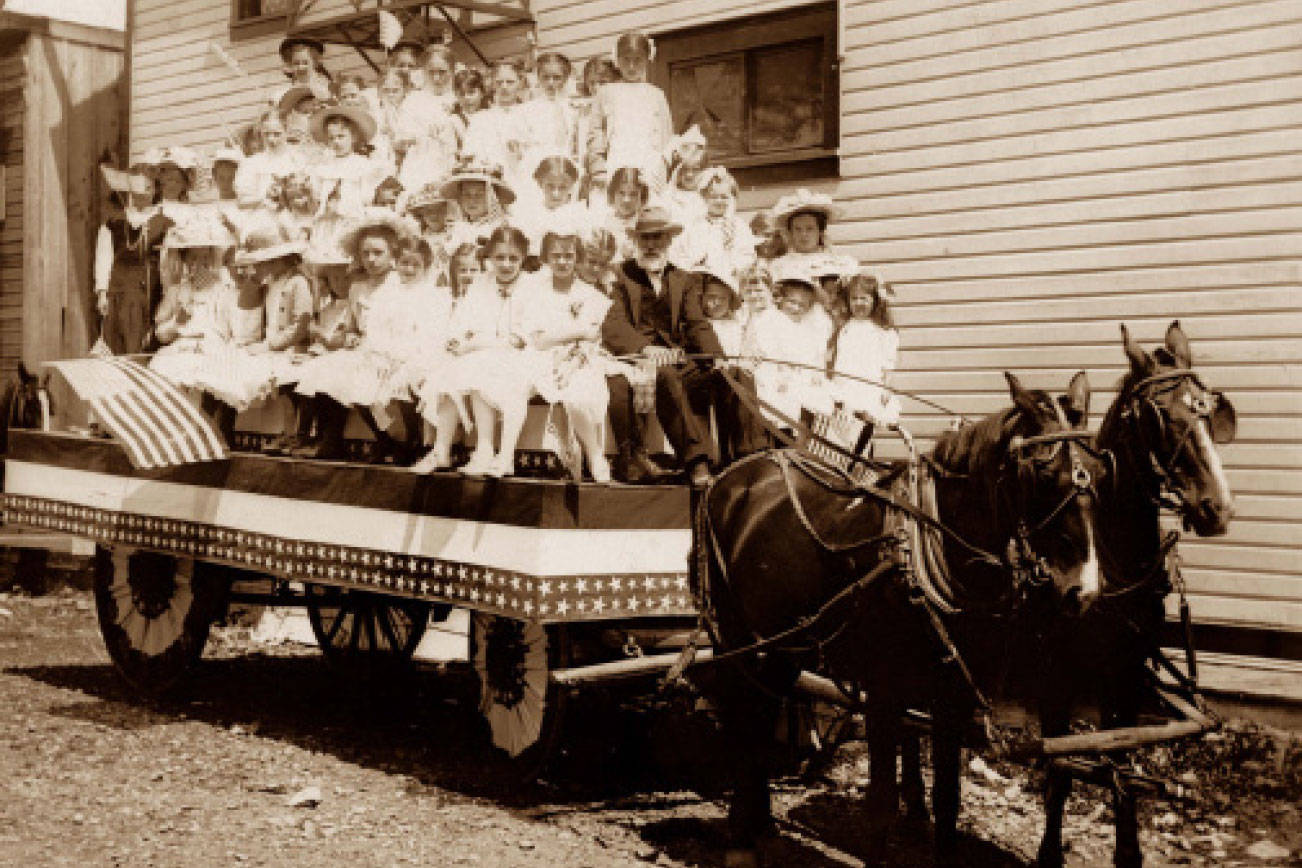 This 1910 parade float was featured in a festival, but we don’t know the name.