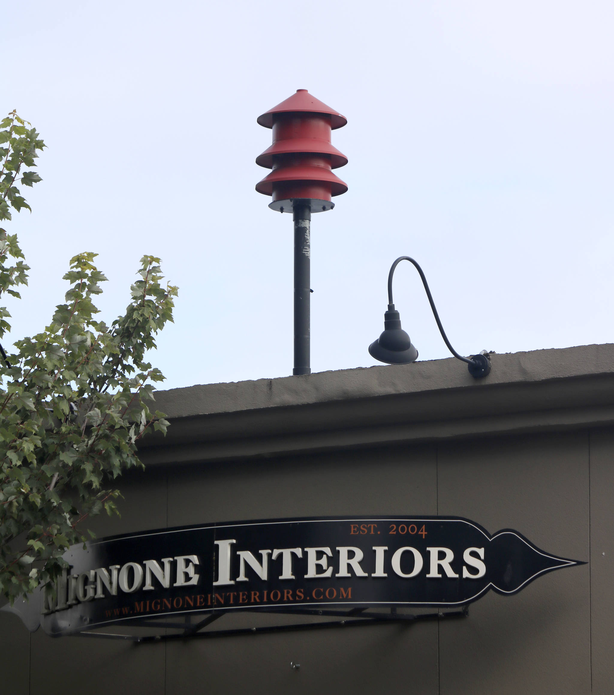 The Snoqualmie siren has been repaired by Russell Wentz and restored to its position on the Mignone Interiors building in downtown Snoqualmie. She siren sounds at noon, Monday through Saturday. (Evan Pappas/Staff Photo)