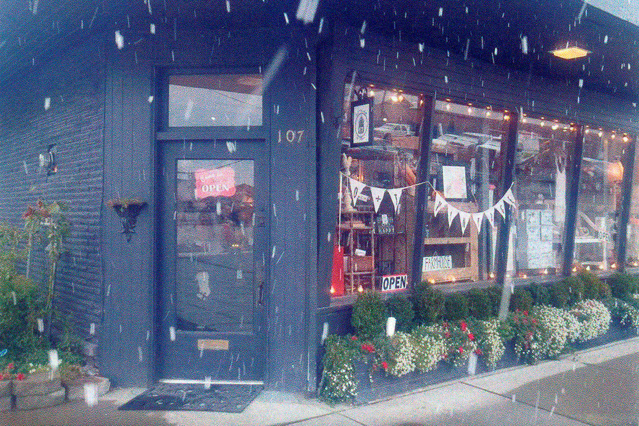 DT Vintage invites community to soft opening Saturday during North Bend’s Holly Days