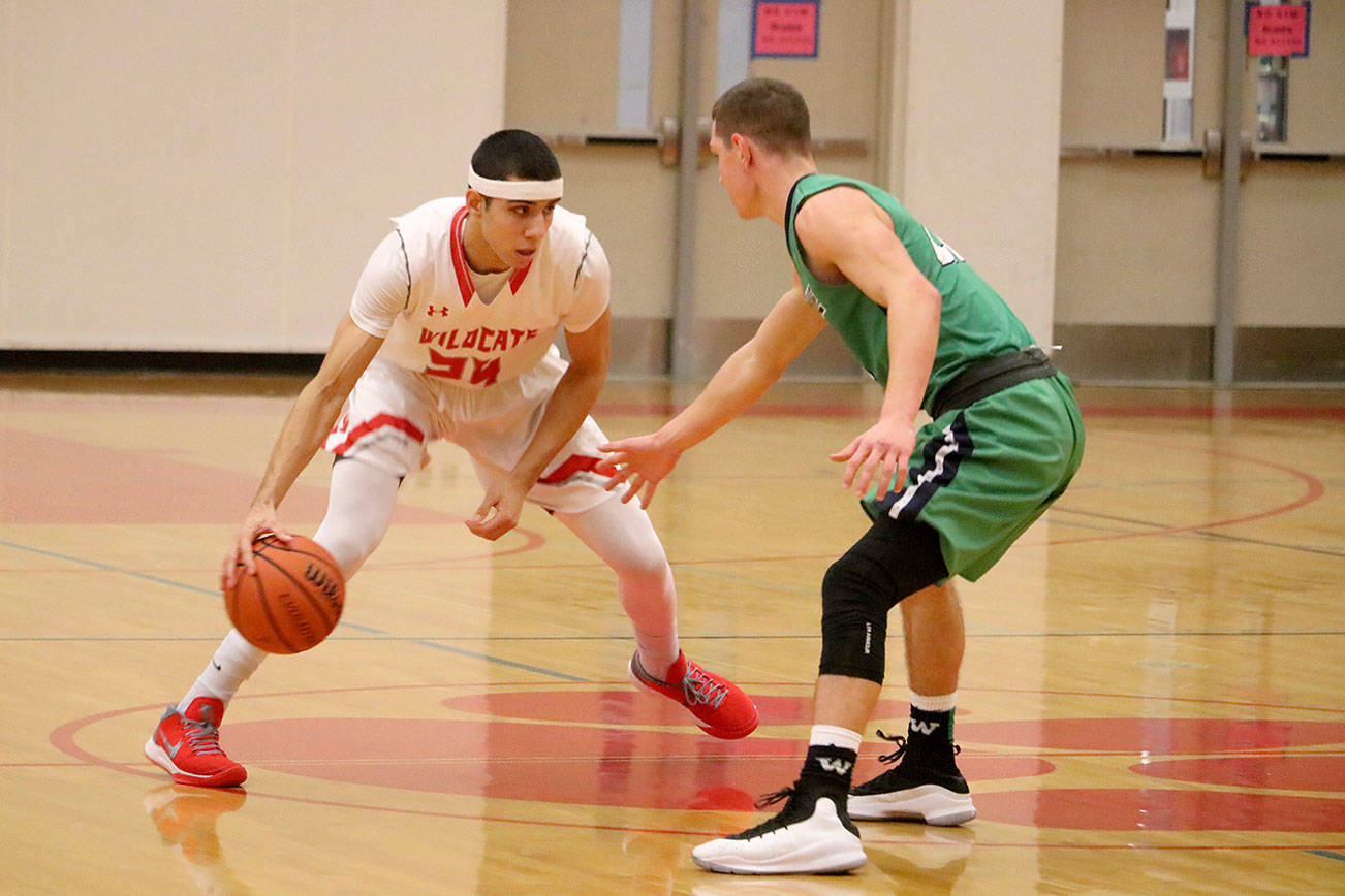 Mount Si defeats Woodinville, North Creek, in back-to-back home games