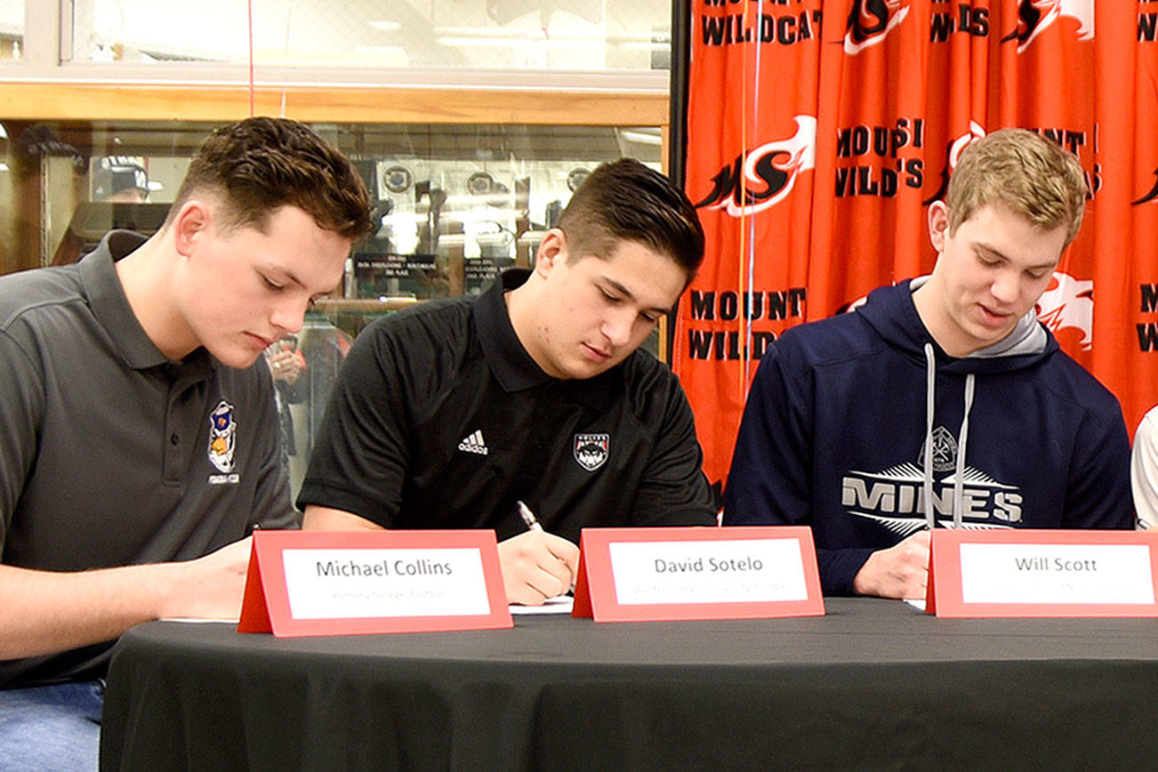 Seven students at Mount Si sign on the dotted line for National Signing Day