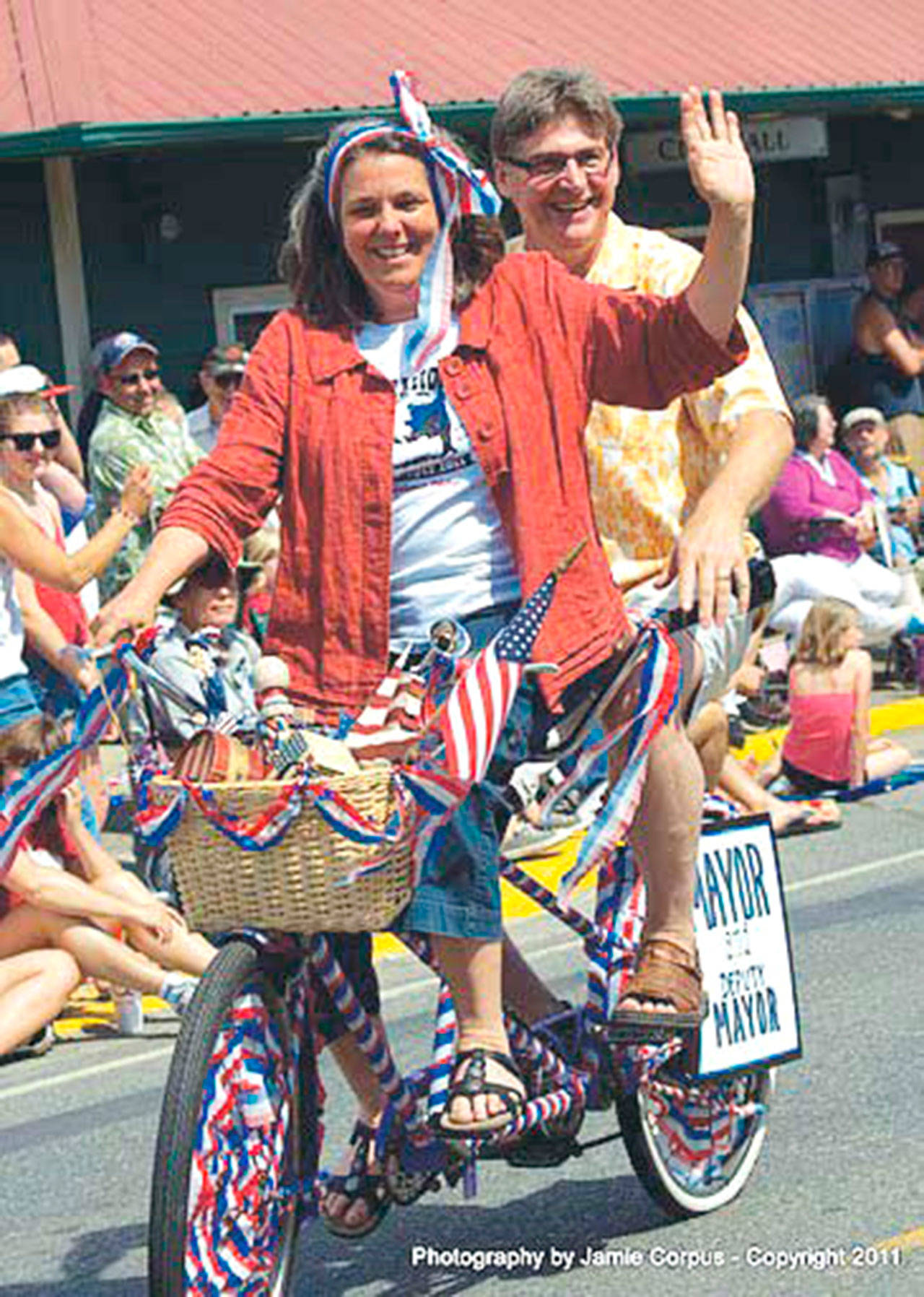 Lee Grumman and Jim Berger, Mayor and Deputy Mayor of Carnation, at the 2011 Fourth of July Parade. Courtesy Photo
