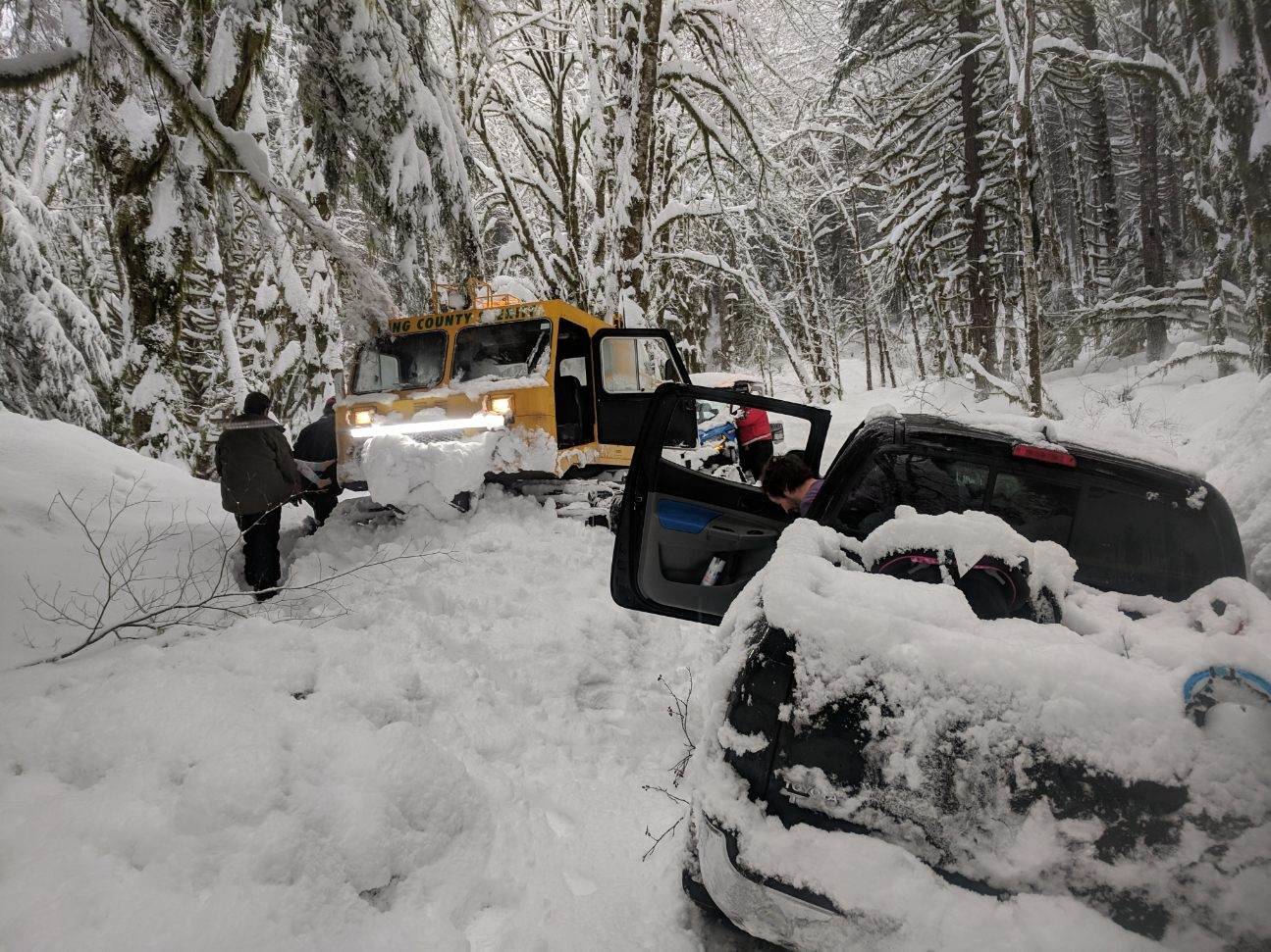 Four adults and 3-year-old child rescued around Dingford Creek Trail in North Bend