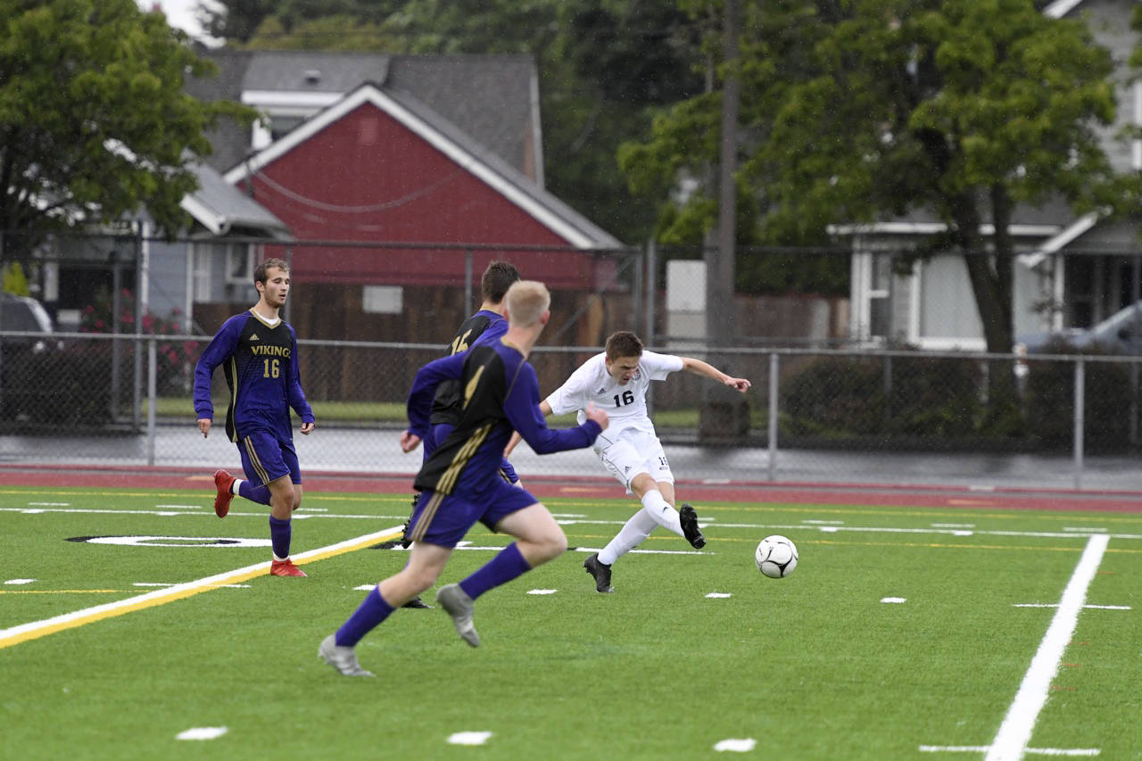 Sully Smith (pictured) scored a goal in the 26th minute, giving Mount Si a 1-0 lead in the 4A state championship game. Puyallup earned a 2-1 victory against Mount Si in the title game on May 25 at Sparks Stadium in Puyallup. Photo courtesy of Calder Productions