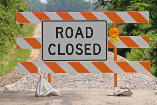 Road closed warning sign. File photo