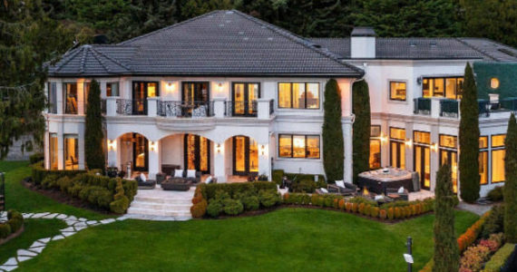 Russell Wilson’s $28 million Lake Washington home (Screenshot from Redfin website)