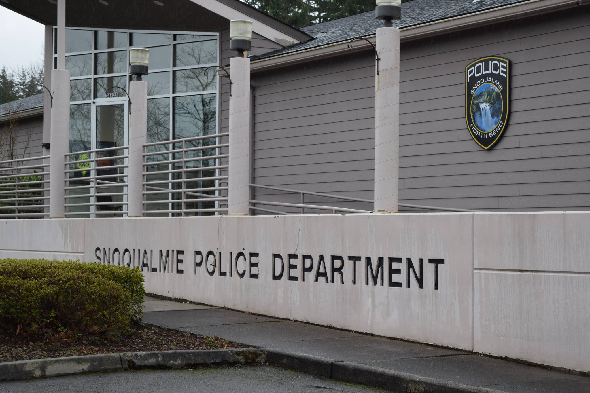 Outside of the Snoqualmie Police Department. Photo by Conor Wilson/Valley Record