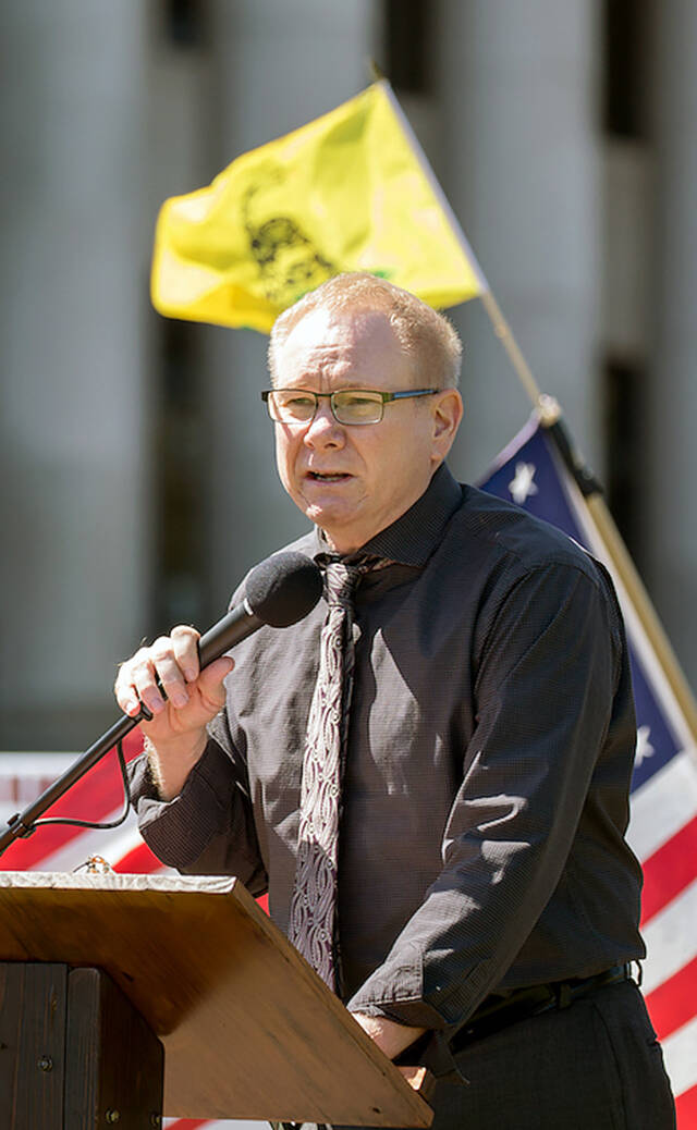 Rep. Robert Sutherland at a “March For Our Rights” rally in Olympia in 2019. (Washington State House Republicans)