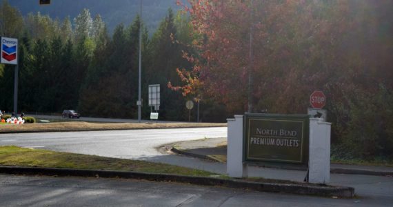 Entrance to the North Bend Premium Outlet Mall along Mt. Si Blvd. Photo by Conor Wilson/Valley Record.
