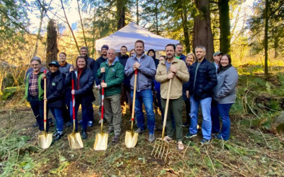 Si View Metro Parks holds groundbreaking celebration at Tennant Trailhead Park. Si View staff were joined by officials from the City of North Bend and King County Parks, who partnered on the project. Courtesy photo.