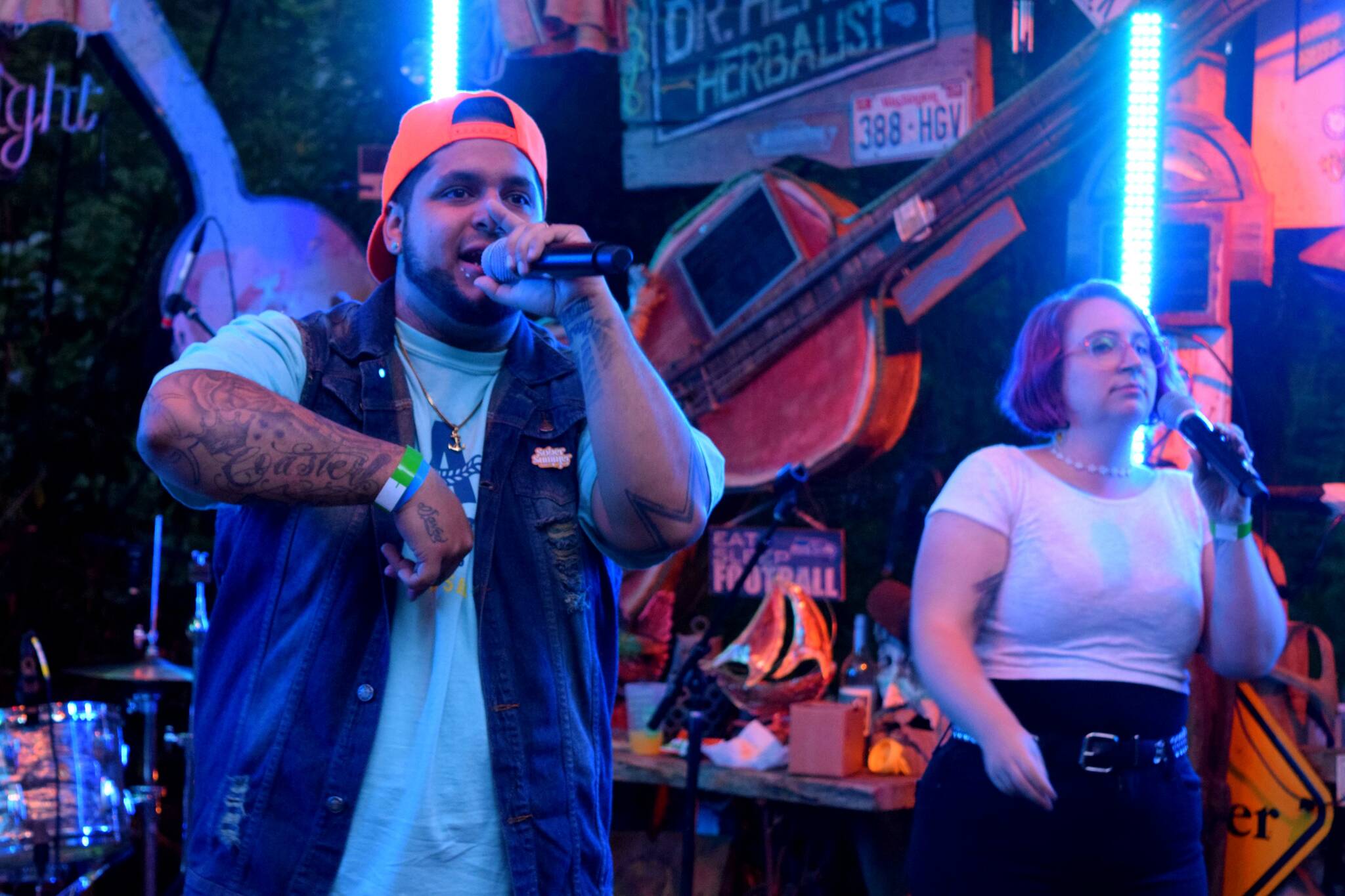 Selah-based rapper COASTER (l) performs song “Vibe with Me” with Kaylee Jorene.