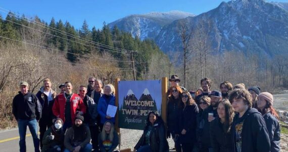 File photo
Fans pose by the Twin Peaks sign before embarking on the 2023 Real Twin Peaks bus tour.