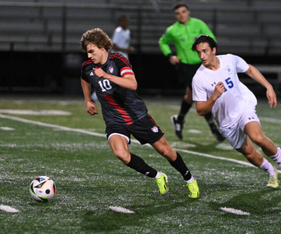 <p>Mount Si’s Zach Ramsey, left, controls the ball in an April 12 match against Bothell. Photos courtesy of Calder Productions</p>