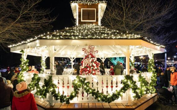 Visitors line up to see Santa at the Snoqualmie Winter Lights celebration on Dec. 7, 2024, in Snoqualmie, Washington. Photo by Henry Rodenburg