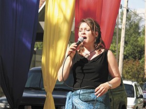 Susanne Fuller performs in the Artists' Alley during the 2010 block party. She returns this weekend.