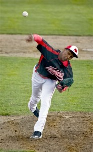 Mount Si’s Josh Kimborowicz fires off a straight fastpitch during jamboree competition last week against Enumclaw. Mount Si won 5-0.