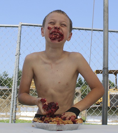 Sweet stuff: Pie eating contest, berry dessert baking competition test your taste buds