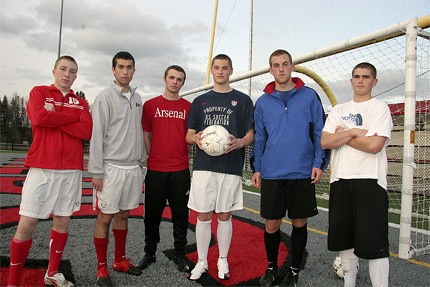 Mount Si’s veteran soccer squadmates Ben Larson