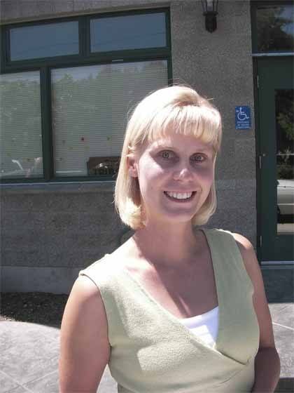 Minna Rudd is the new executive director of the Snoqualmie Valley Chamber of Commerce.