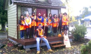 RAK Club members participating in the Make a Difference Day event at Tolt Commons Park are