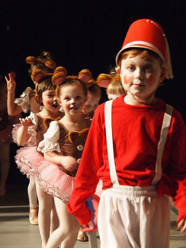 Cascade Dance Company is presenting its holiday production at Cascade View Elementary