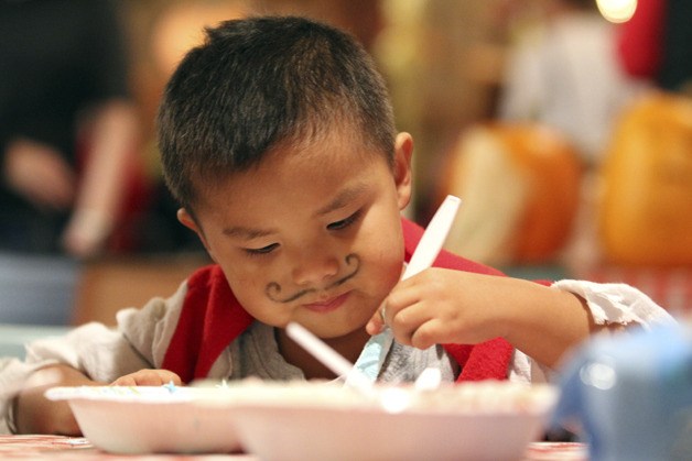 Terry Adams won first prize for his portrait of Jace Lee