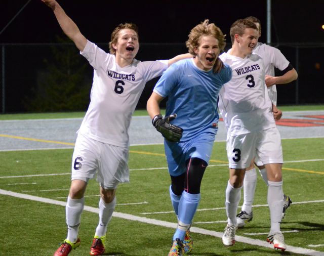 Mount Si goalie Bruce Corrie