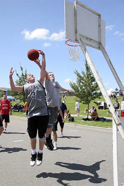 Mount Si Class of 2006 alumnus Greg Beckmann