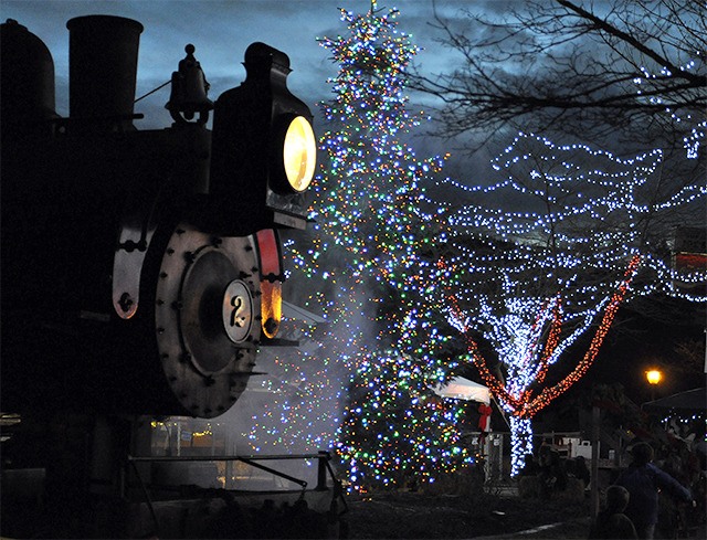 Santa Steam Train made a festive stop in downtown Snoqualmie.