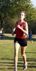 Mount Si's state qualifying cross-country athlete Bailey Scott runs earlier this season.