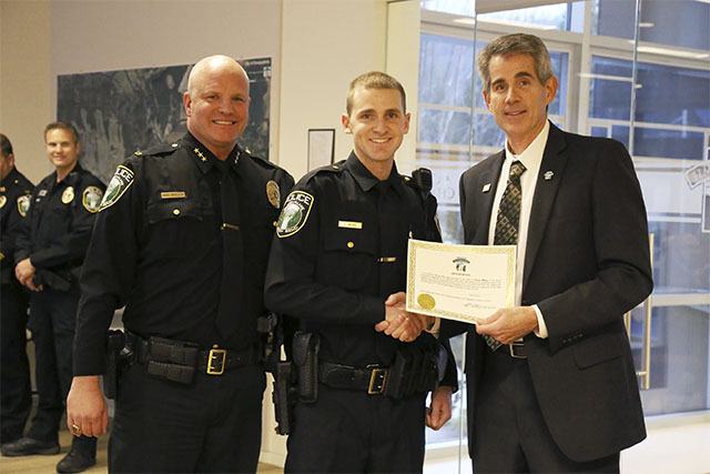 Snoqualmie swears in new North Bend officer