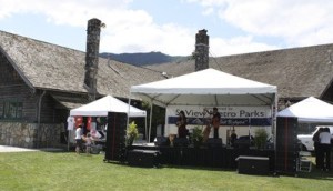 Live acts return to the Si View Stage starting Friday